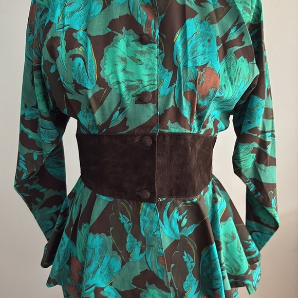 Vintage Silk Skirt Set by Kay Unger. Size 6 - Picture 2 of 4